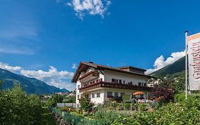 Guesthouse Pension Grafenstein